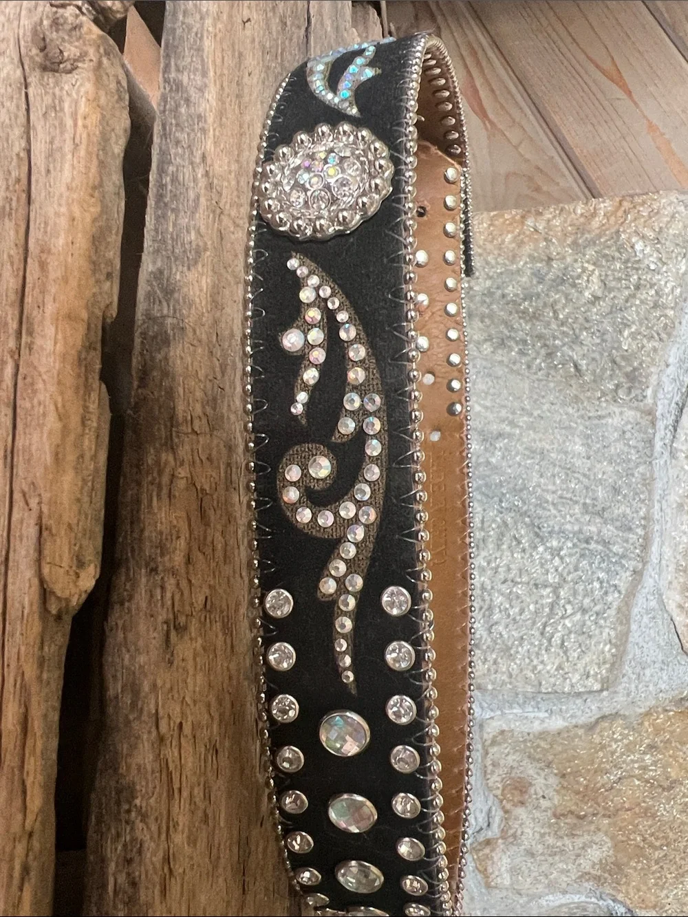 Embellished Black Leather Western Belt with Crystal Accent Sz 24”